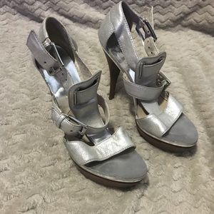 MICHAEL Michael Kors Silver Pumps